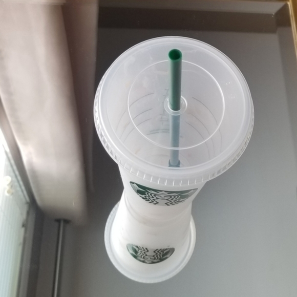 ❗Starbucks Confetti Color-Changing Reusable Cold Cup with Straw❗ - Picture 4 of 5